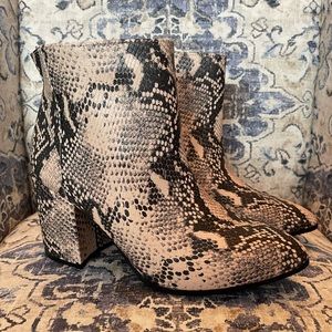 NWT Torrid Snakeskin Booties